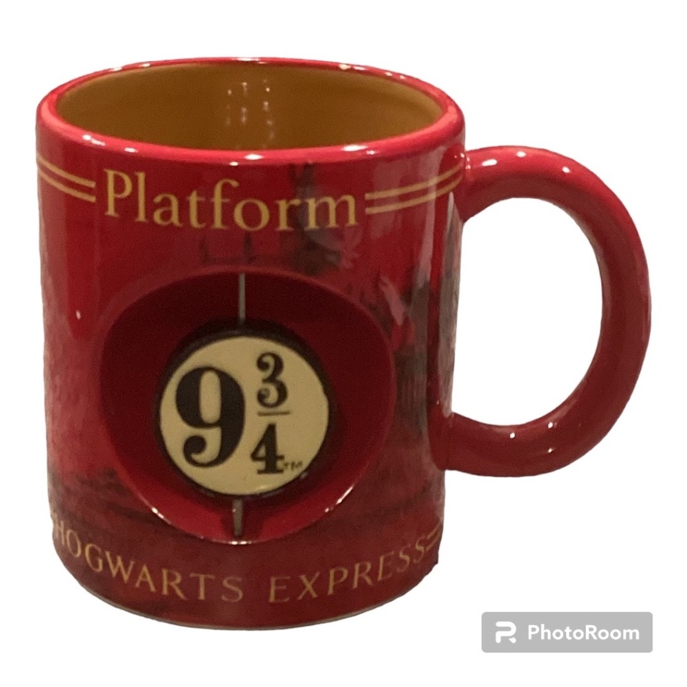 Harry Potter Hogwarts Express Train Platform 9 3/4 Spinner Mug